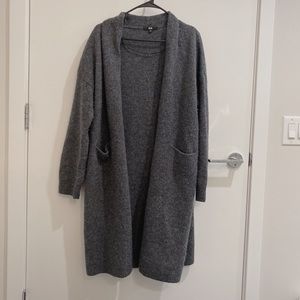 Uniqlo Grey Cardigan